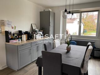  Immeuble � vendre 243 m�