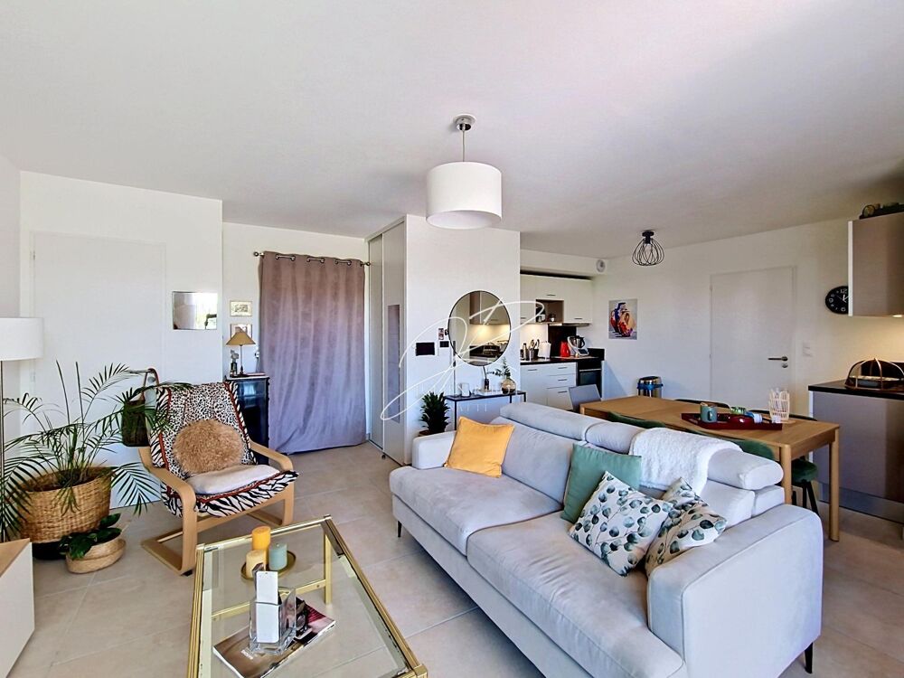 Appartement T3 66 m² 2 chambres terrasse et garage