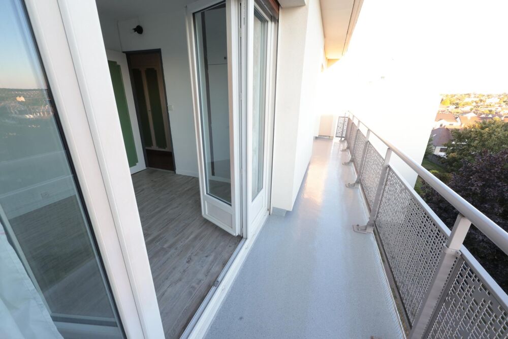 Vente Appartement Beau 4 pièces de 71 m² dans résidence ravalée et sécurisée  en centre ville Chilly-mazarin