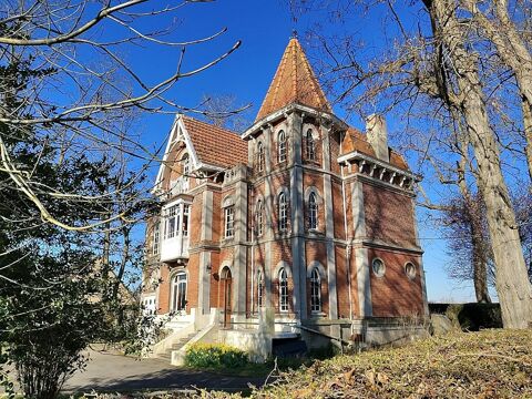  Maison bourgeoise individuelle de 180 m,  rnover. + Btiment / atelier de 200 m indpendant ! Maison - 7 pice(s) - 180 m
