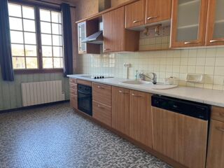  Maison � vendre 15 + pi�ces 295 m�