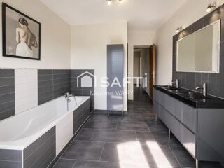  Maison à vendre 9 pièces 227 m²