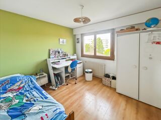  Appartement � vendre 4 pi�ces 84 m�