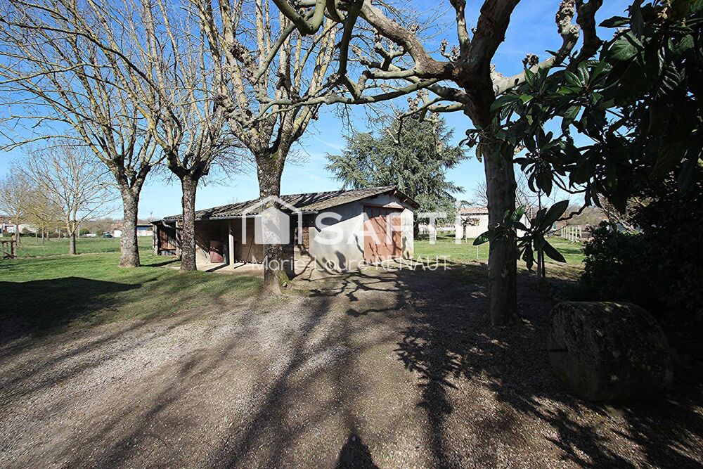 Vente Maison Maison de maçon - 3 chambres - 1 bureau - 2 garages - Terrain 2300m² Graulhet