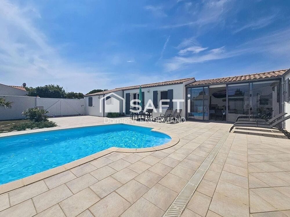 Villa proche mer à St Denis dOléron avec piscine
