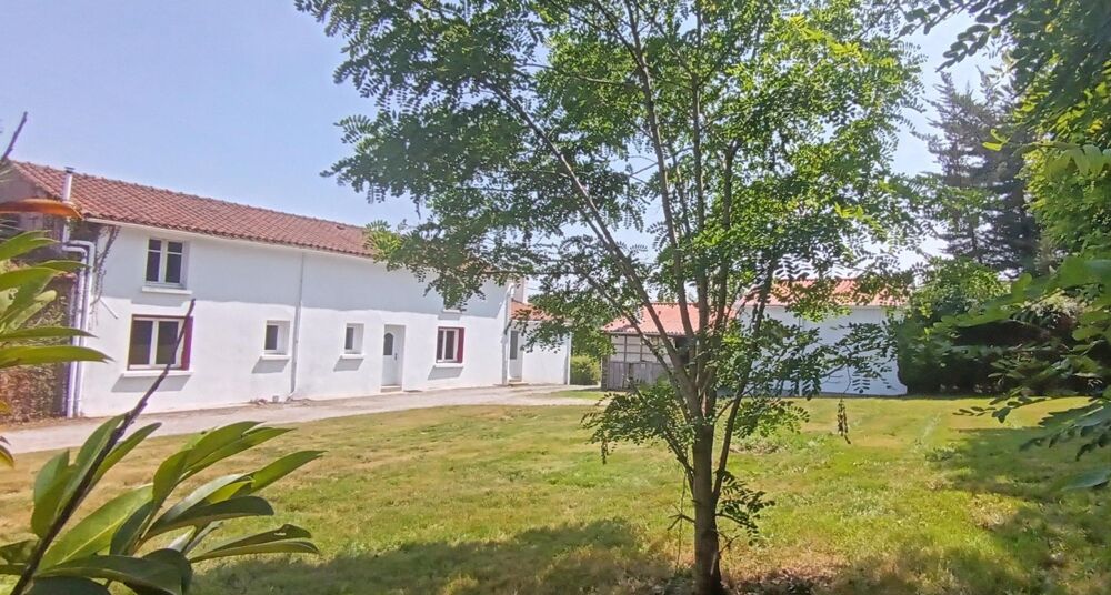 Opportunité 2 maisons de 105 et 36 m² à Venansault