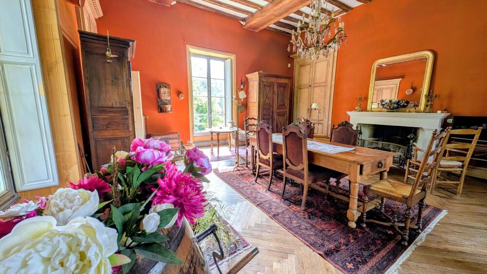 à vendre  Propriété/château Neuillé (49680)