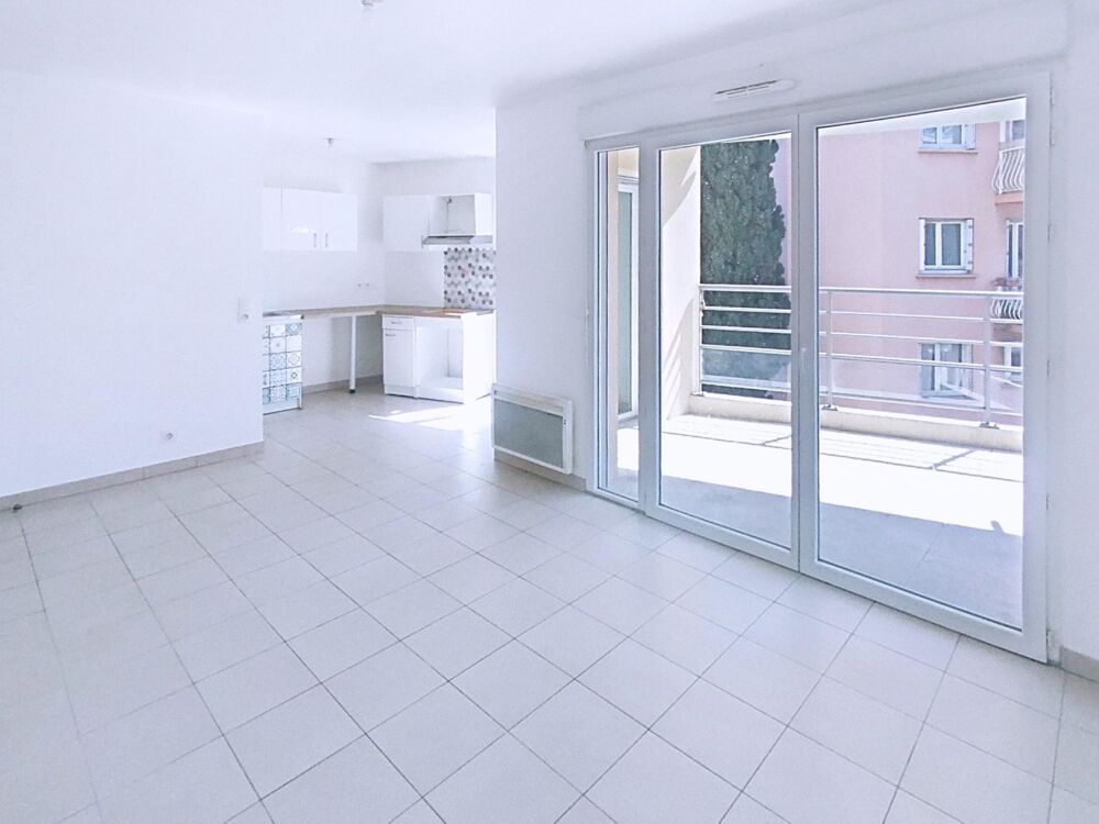 Vente Appartement Grasse – T2 lumineux 48m², parking inclus, construction 2015 Grasse