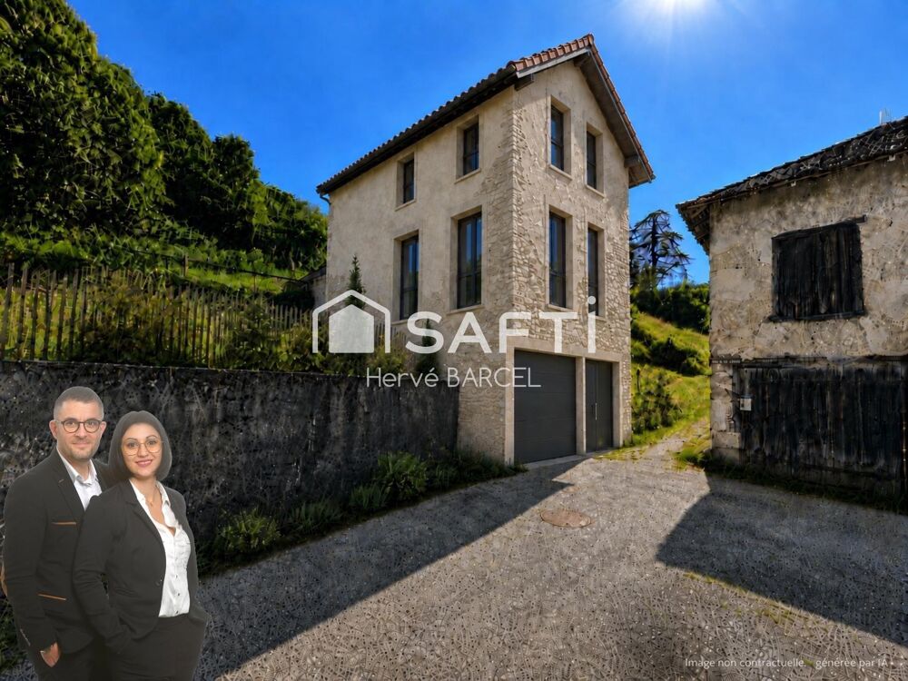 Bâtisse en pierre à réinventer au coeur de St Chef