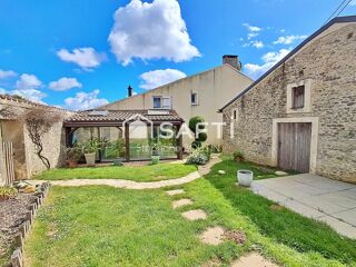 Vente Maison Ensemble immobilier – 2 maisons – Dépendances – À 4 min de Vouvant Cezais