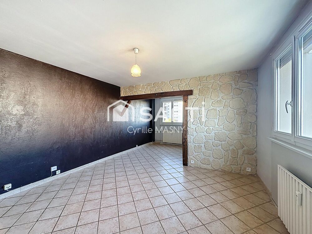 Vente Appartement Appartement traversant et baigné de lumière, 2 chambres, loggia et ascenseur. Reims