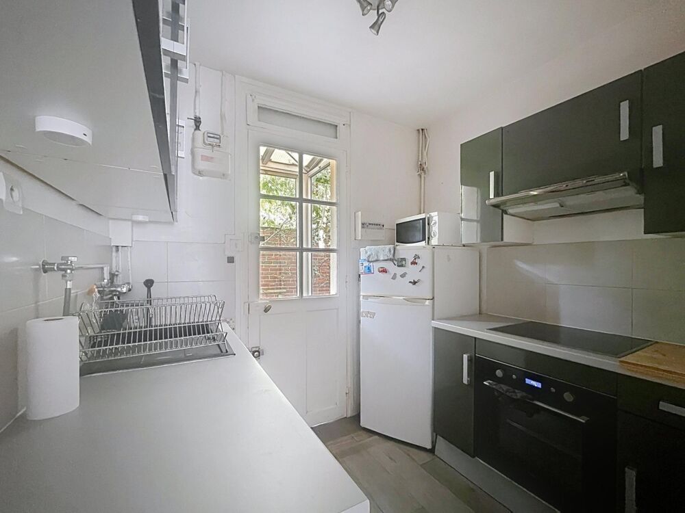 Vente Appartement Petite copropriété. -Faibles charges (45€/mois). - Secteur recherché. - Excellente rentabilité locative. Bois-colombes