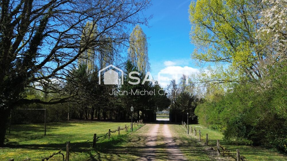 POUILLY SUR LOIRE, maison d'habitation de 270 m² sur 5796 m² de terrain.