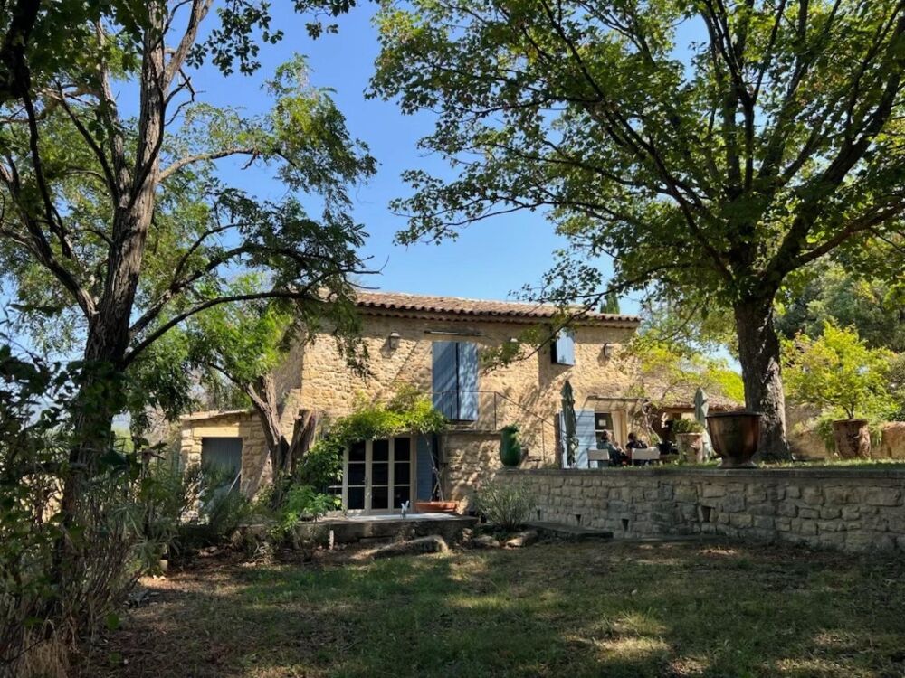 Vente Maison Cucuron – Maison en pierre avec piscine sur 3 231 m², au cœur du Luberon Cucuron