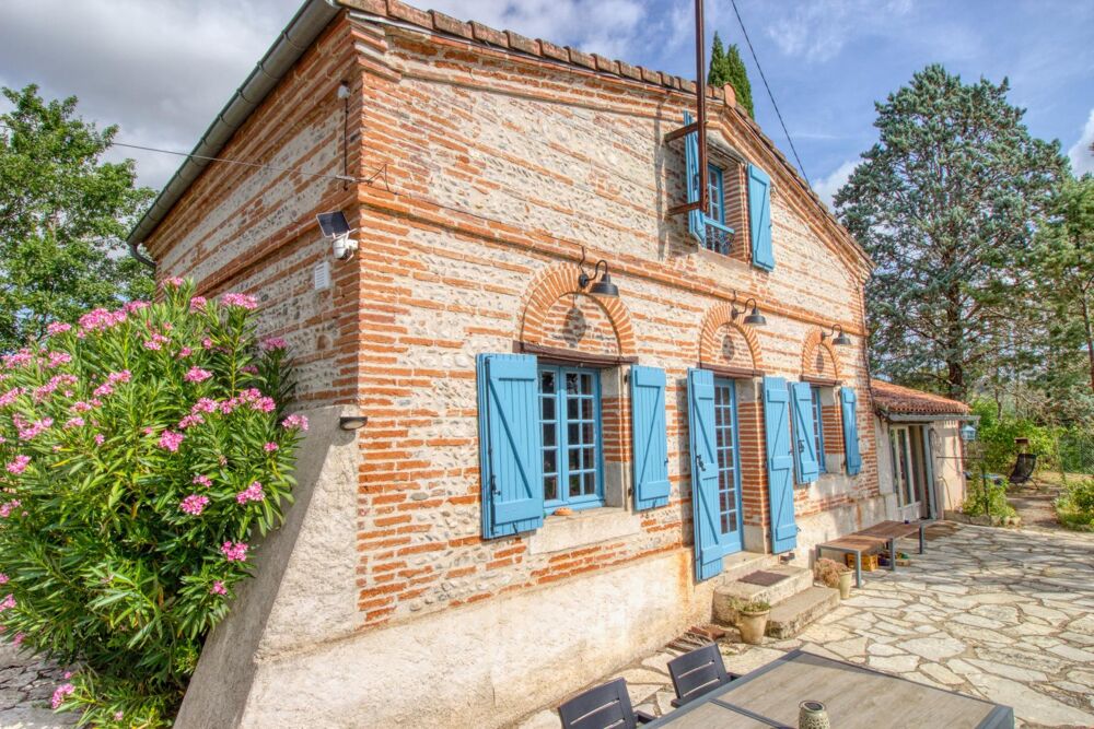 Maison de 1835 en brique et galets dans un environnement exceptionnel