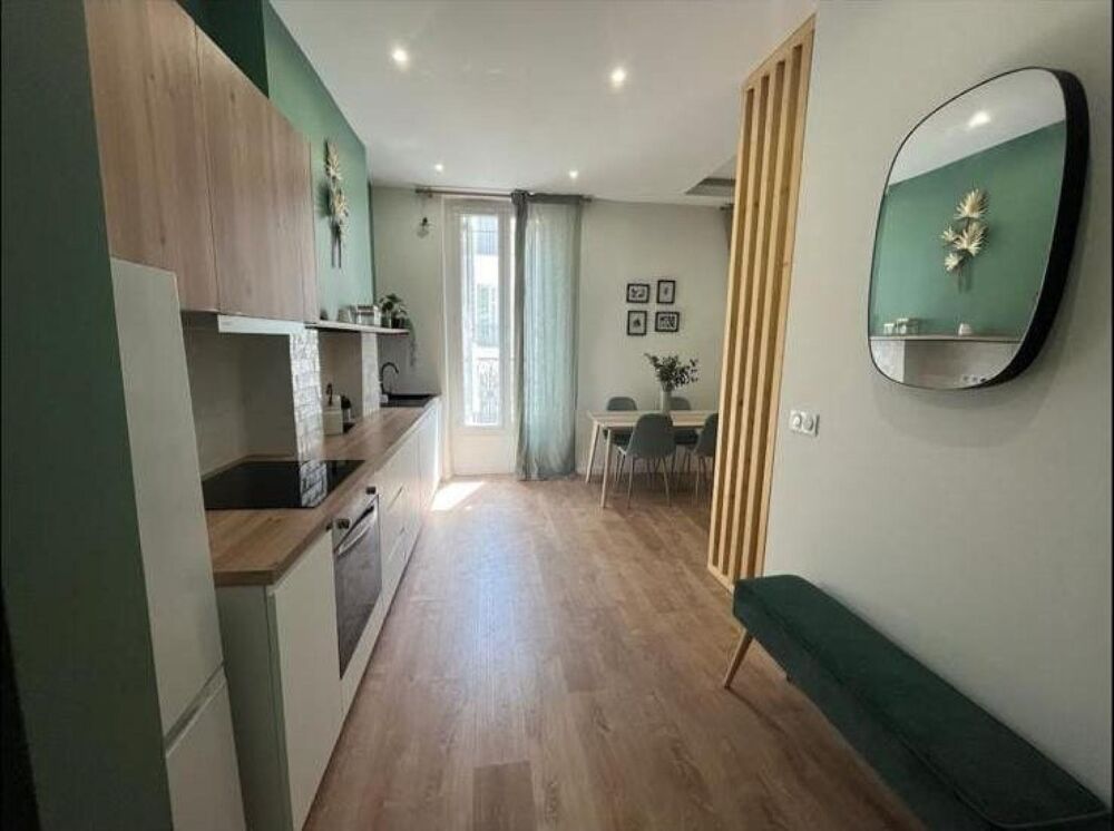 Vente Appartement T2 de haut standing meublé à La Joliette, refait à neuf par décorateur, à deux pas de la Major et du front de mer. Marseille 2