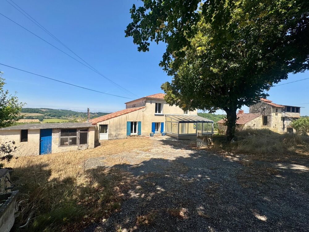 Vente Maison Ferme avec plus de 27 ha à Laugnac, vue dégagée Laugnac