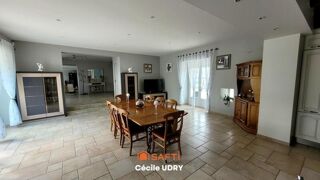  Maison � vendre 12 pi�ces 415 m�