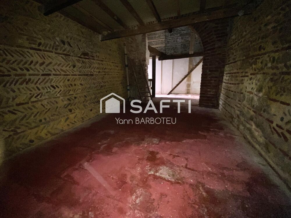Vente Parking/Garage Grange / Garage de 42m² au sol avec mezzanine Perpignan