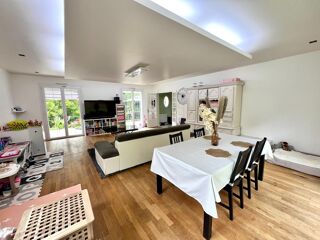  Maison � vendre 5 pi�ces 195 m�