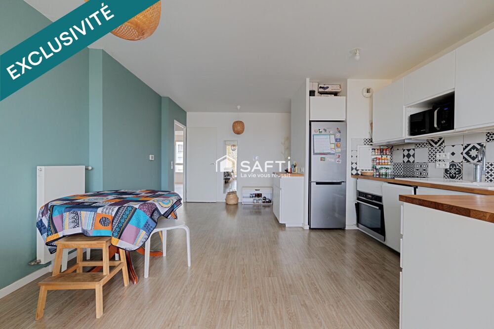 Appartement 3 pièces avec balcon et parking