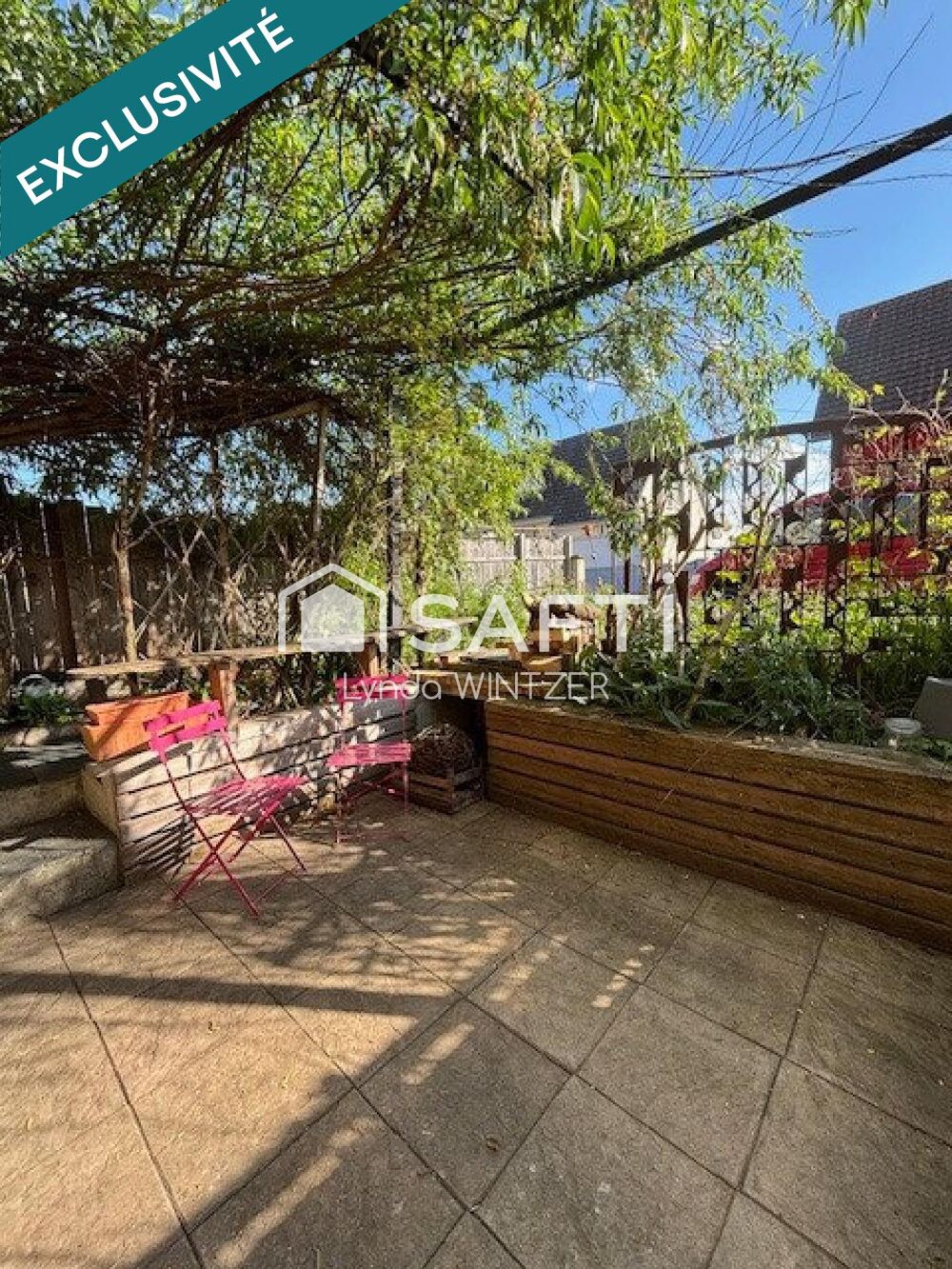 Maison familiale mitoyenne chaleureuse avec jardinet à Muttersholtz  120 m²  6 pièces