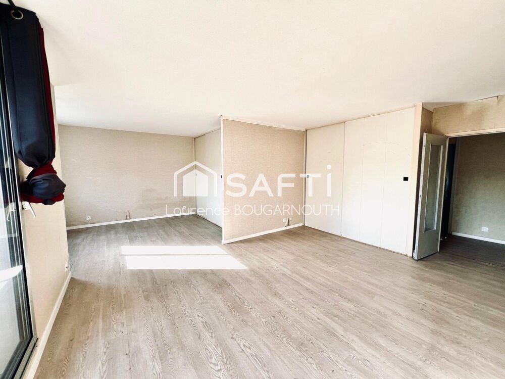 Appartement 4 pièces - 75 m² - Balcon et parking