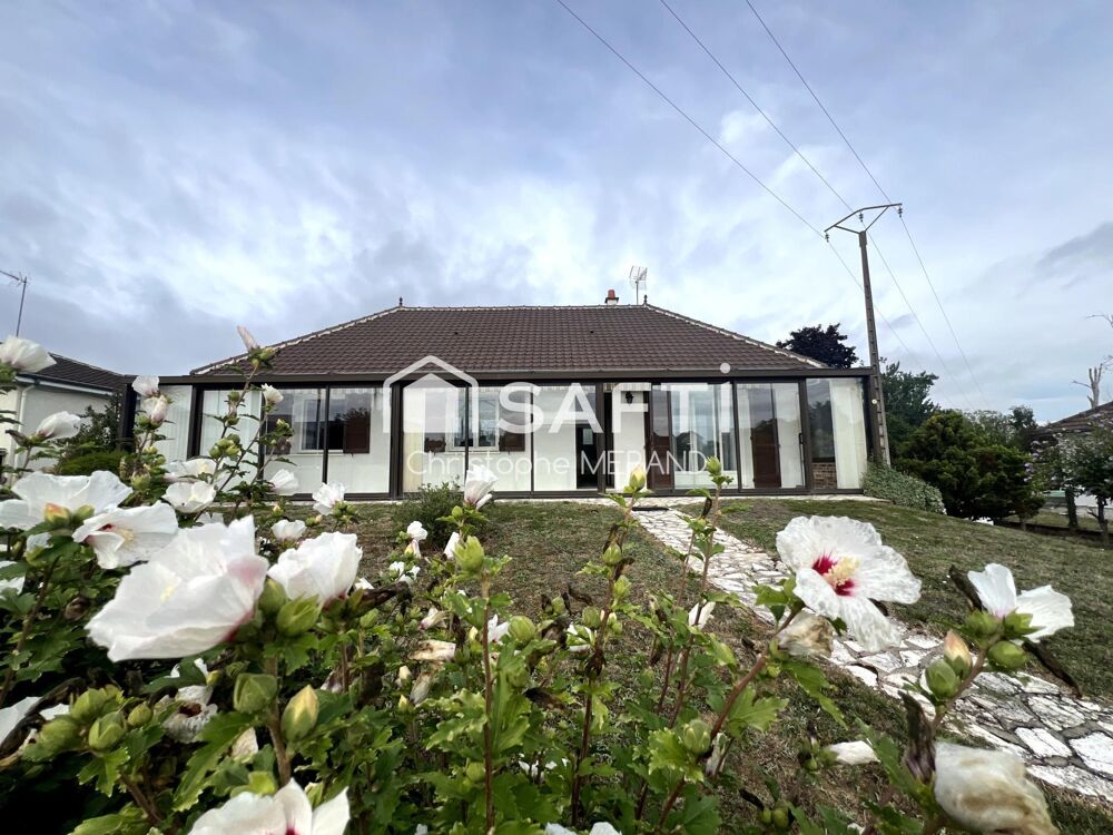 Vente Maison Beau pavillon dans le centre de DANGE SAINT ROMAIN Dange-saint-romain
