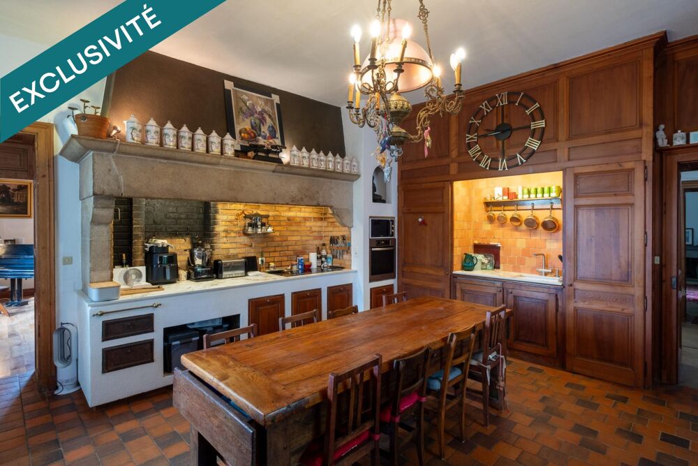  vendre  Proprit/chteau Chaucenne (25170)