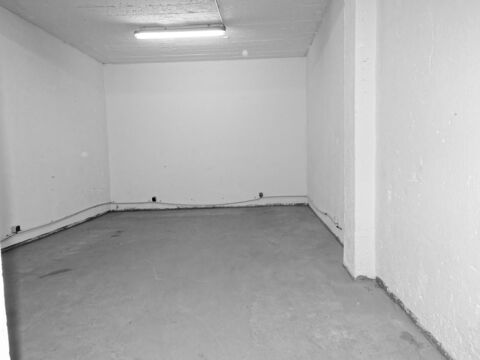 LOCAL COMMERCIAL DE STOCKAGE IDEALEMENT SITUE 77000 95100 Argenteuil