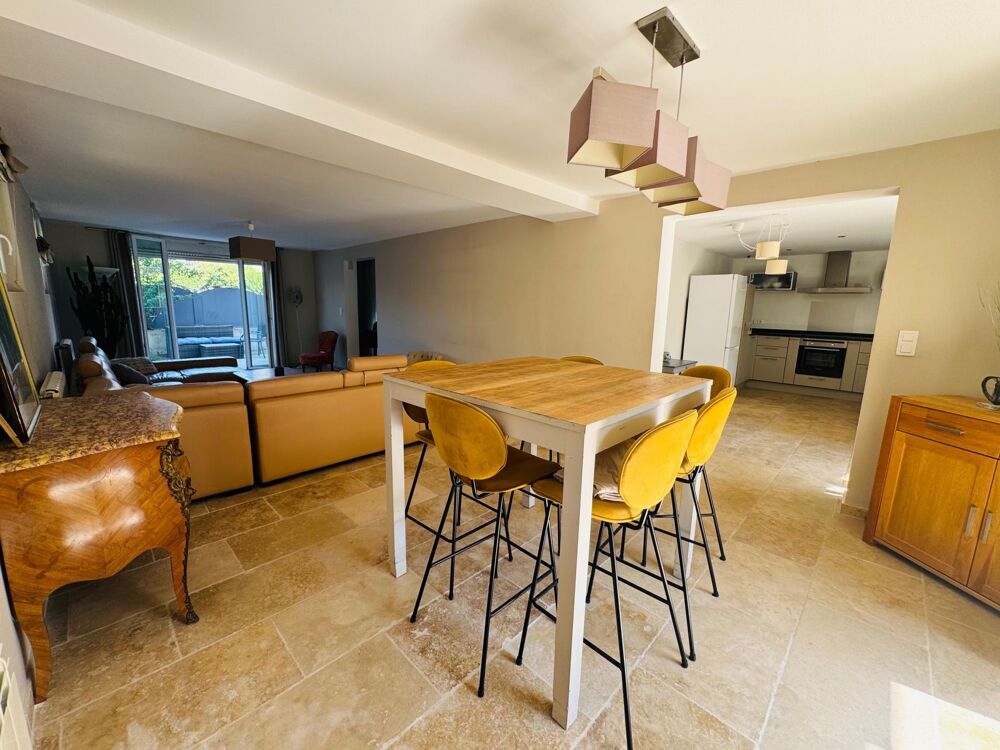Vente Maison Maison traditionnelle avec piscine La tour-d'aigues