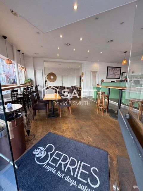   MURS COMMERCIAUX À VENDRE – RESTAURATION – ANGLE DE RUE – 125 M² – 18 M DE FAÇADE  OPPORTUNITÉ INVESTISSEUR  – EMPLACEMENT D'ANG 