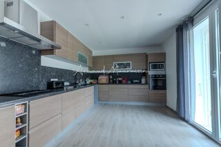  Maison � vendre 7 pi�ces 300 m�