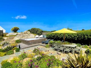  Maison � vendre 10 pi�ces 305 m�