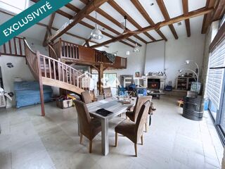  Maison à vendre 10 pièces 381 m²