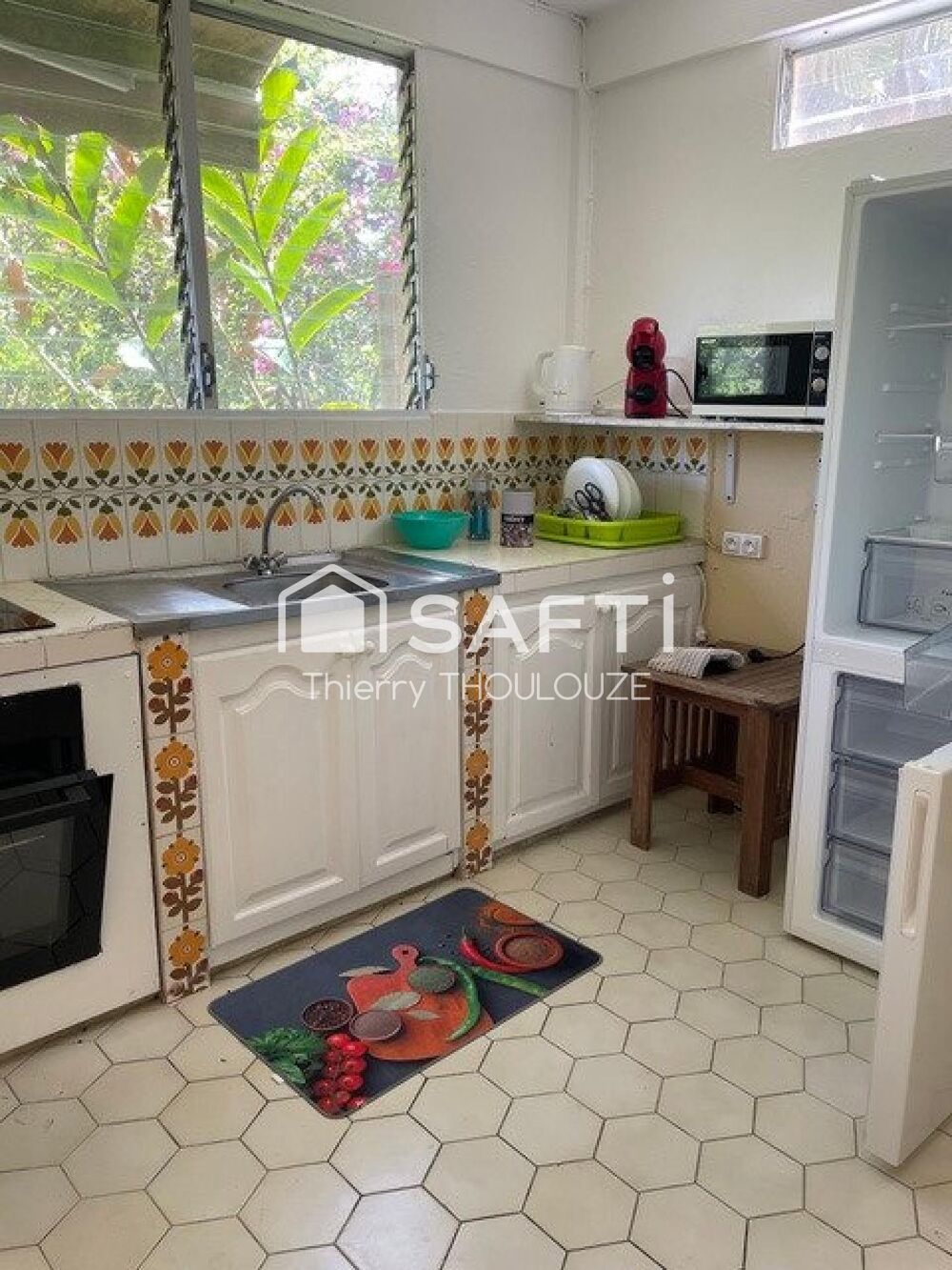 Bas de villa T2 Meublé