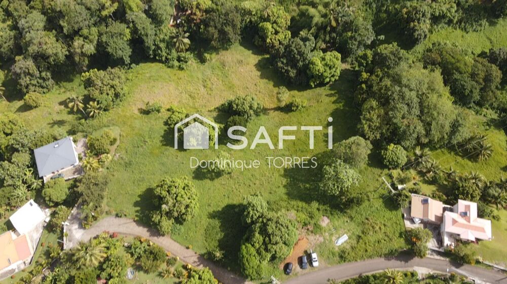 Vente Terrain LE ROBERT – TERRAIN À BÂTIR 2 555 M² – 797 M² CONSTRUCTIBLES Le robert