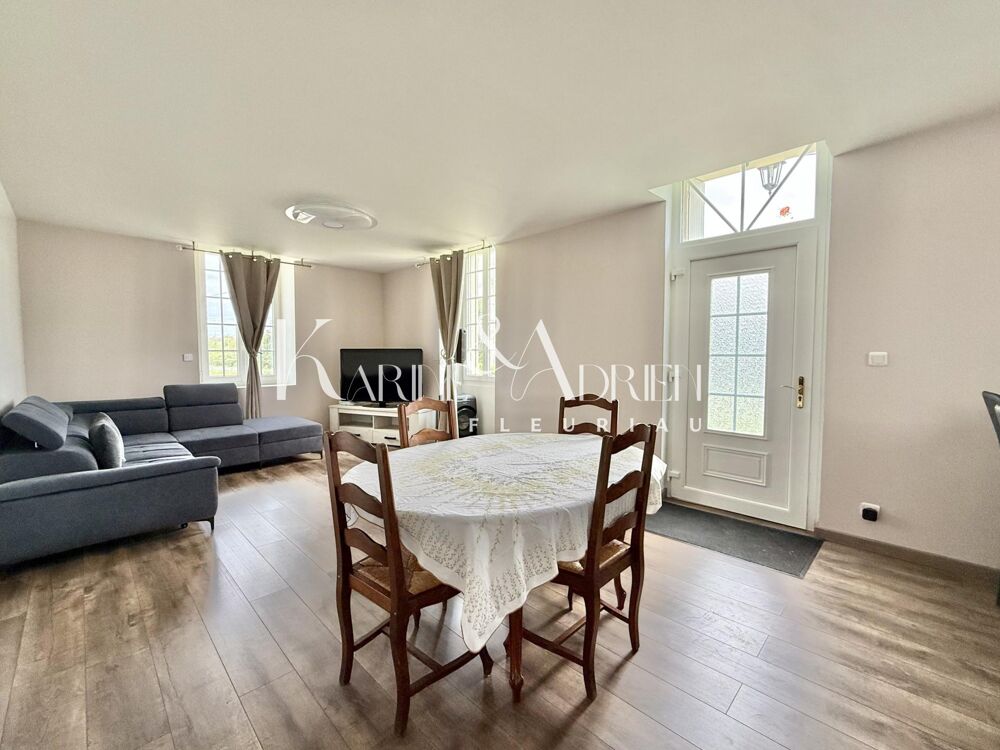 Vente Maison Villa néoclassique du XIXe siècle Saint-sigismond