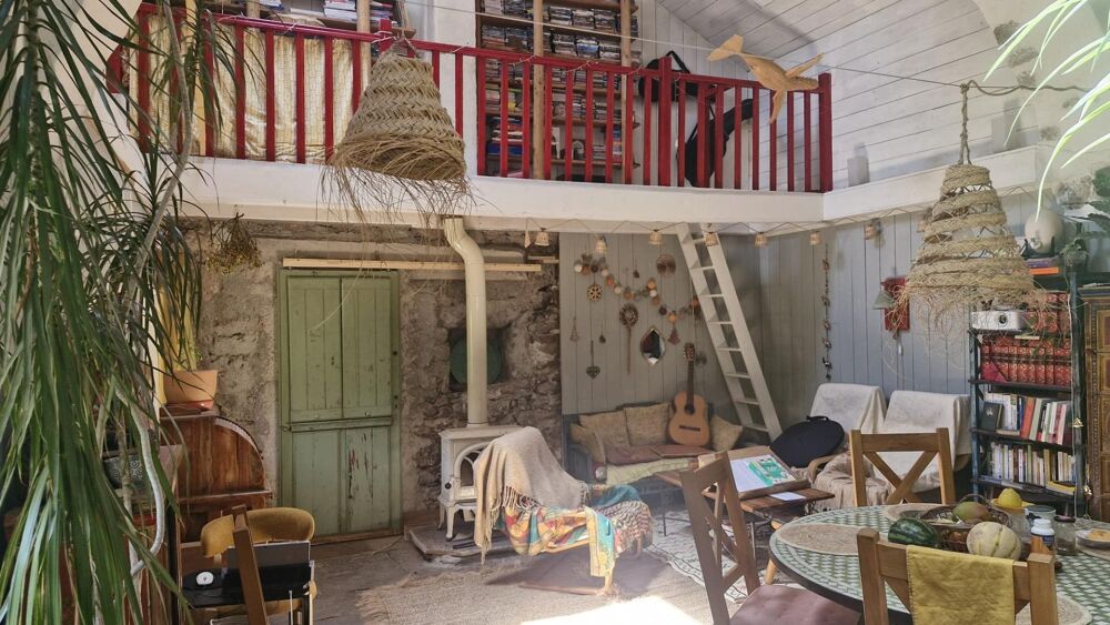 Vente Maison Maison en pierre avec terrain en bord de rivière Fraisse-sur-agout
