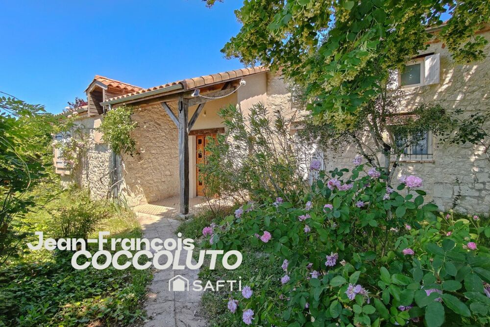 Maison familiale en pierre rénovée avec piscine