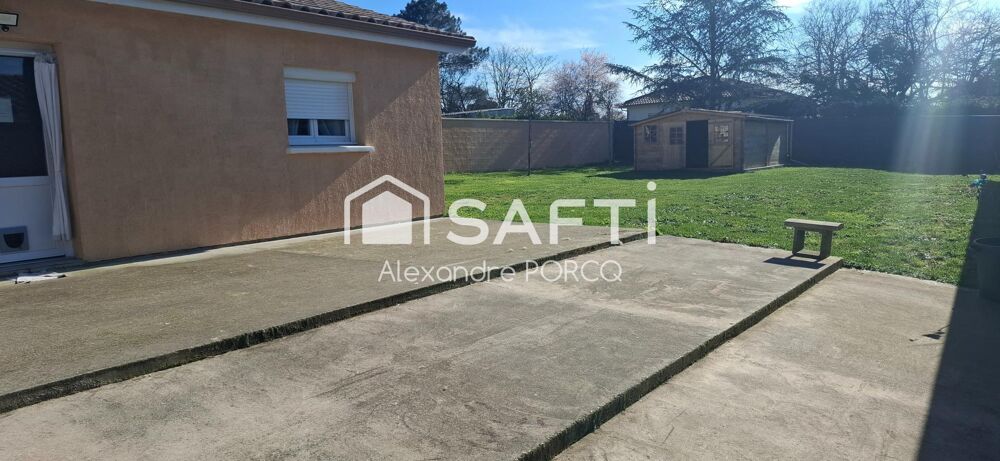 Lot de deux maisons une de 188 m2 idéal pour famille ou activité libéral le plus une annexe de 70 m2 un terrain en partie const