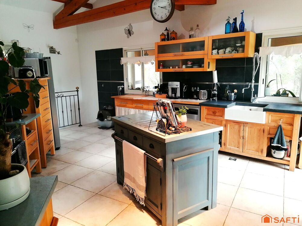 Vente Maison Belle villa avec piscine et grand terrain au calme Saint-zacharie