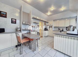 Vente Maison Maison du XIXe siècle en hyper centre de Compiègne Compiegne