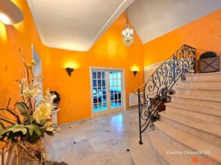  Maison � vendre 10 pi�ces 243 m�