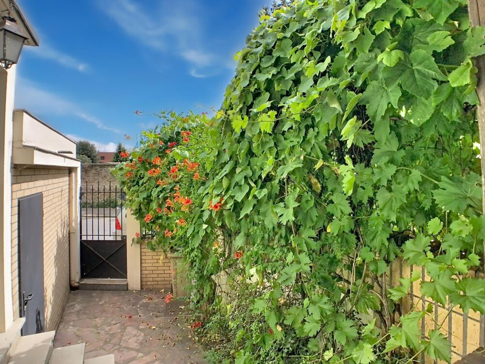 Vente Maison COLOMBES - MAISON DE CARACTÈRE - SUITE PARENTALE - BUREAU - TERRASSE ET JARDIN Colombes