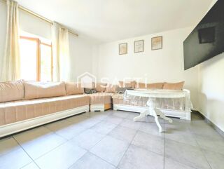  Immeuble à vendre 232 m²