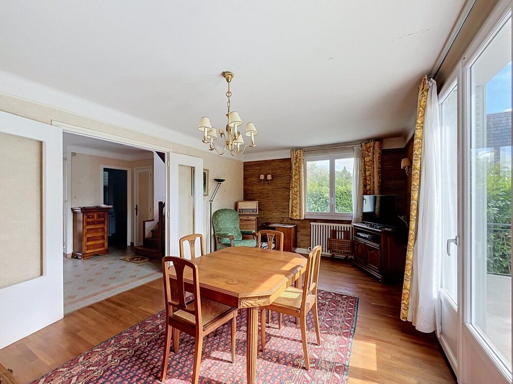Maison familiale sur un terrain de 513 m2 - Proche centre ville