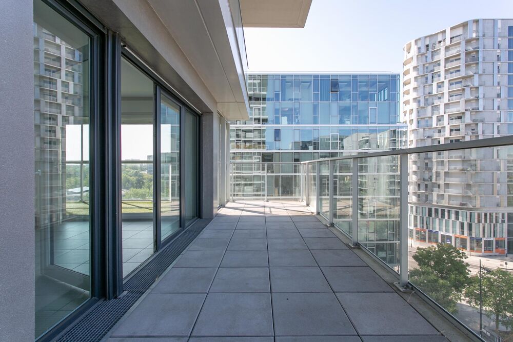 Vente Appartement Spacieuse pièce de vie, lumineuse, 3 terrasses Nantes