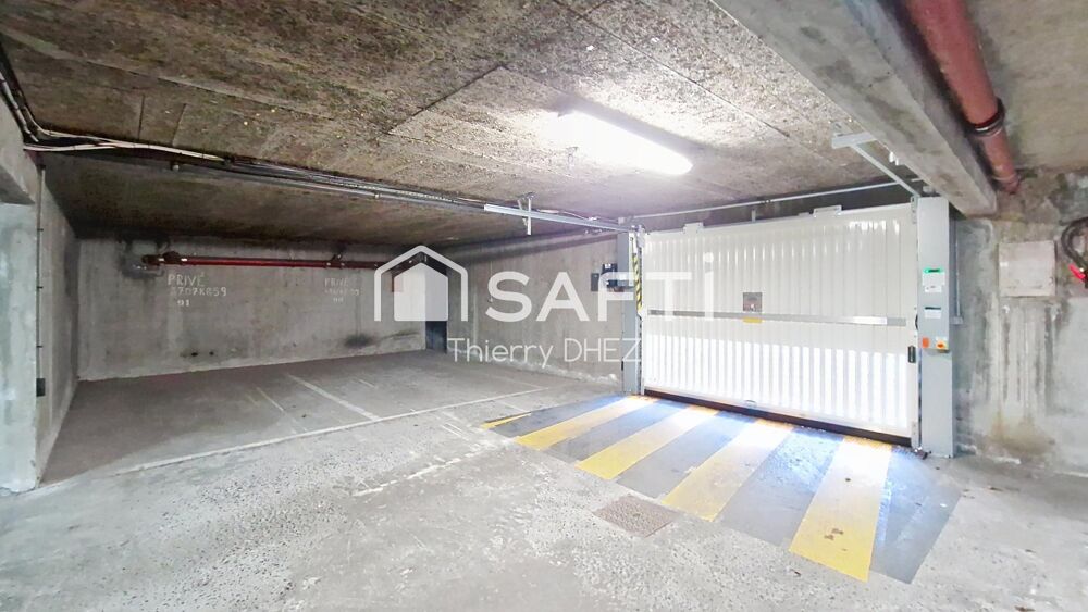 Vente Parking/Garage PROCHE CHR - PLACE DE PARKING EN SOUS-SOL 13m² - RÉSIDENCE SÉCURISÉE - POSSIBILITE ACHAT 2è PLACE Lille