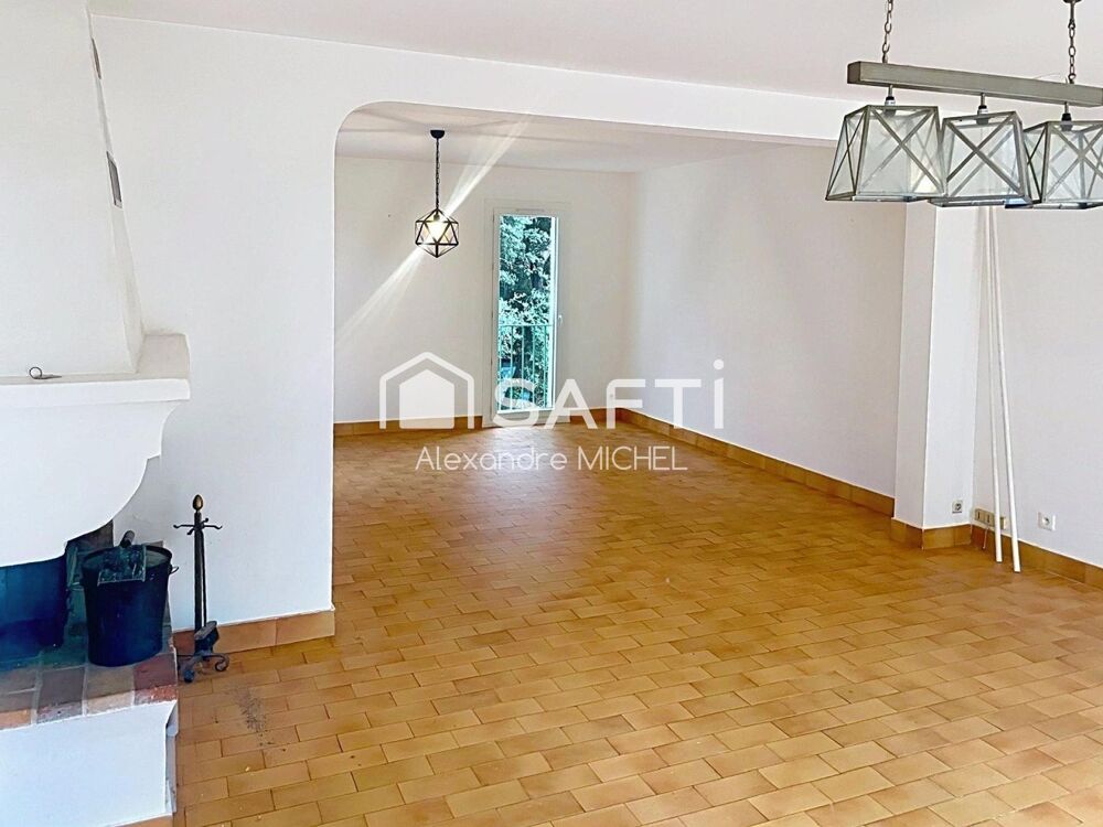 � vendre  Maison La Cadi�re-d'Azur (83740)